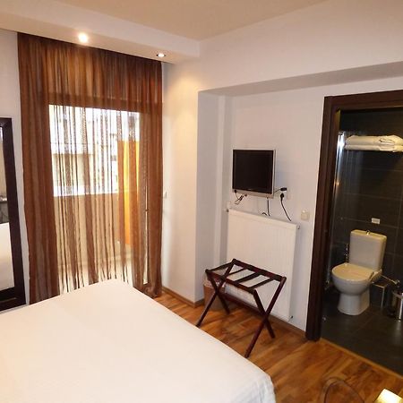 Athens Habitat Apart otel Dış mekan fotoğraf