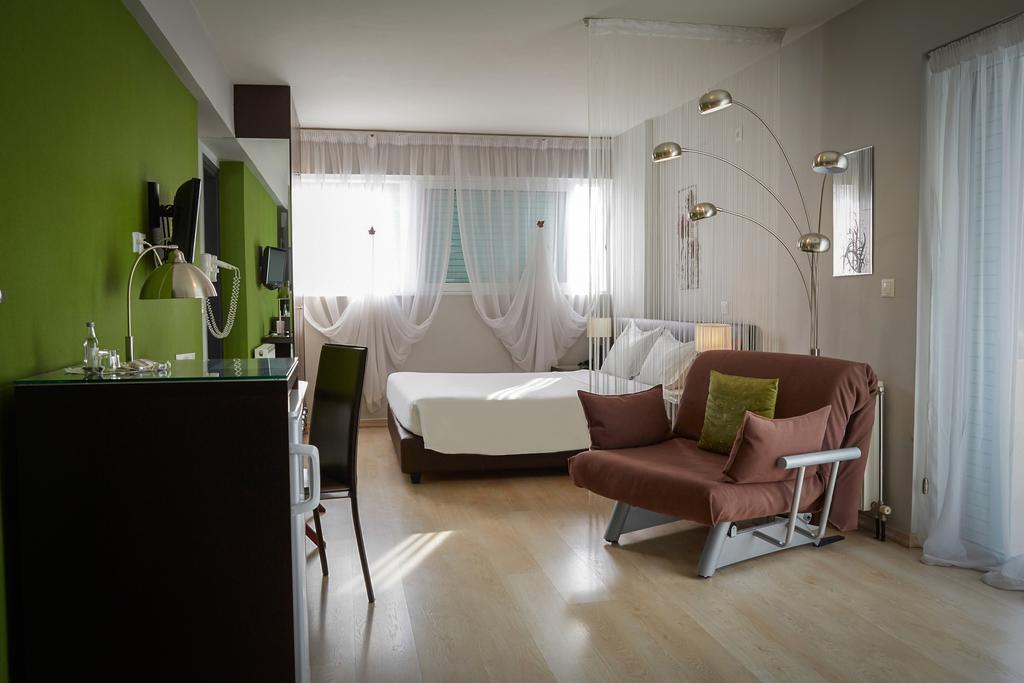 Athens Habitat Apart otel Dış mekan fotoğraf